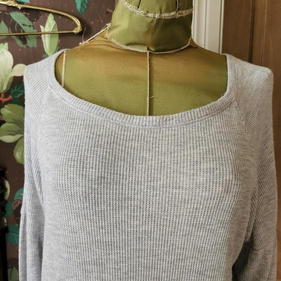 SANCTUARY Waffle Knit Top Size Medium - Picture 2 of 13